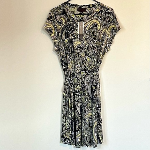Dana Buchman Dresses & Skirts - NWT Dana Buchman Black and Yellow Paisley Mini Dress - Size: Extra Large